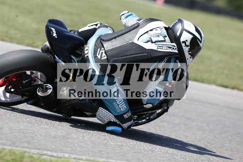 /44 09.08.2025 Plüss Moto Sport ADR/Freies Fahren/411